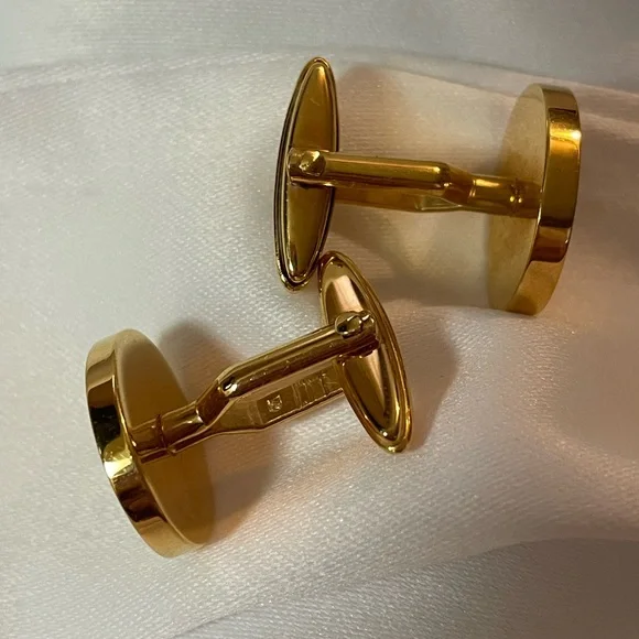 Authentic Alfred Dunhill Oval Gold Plated Cufflinks